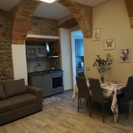 Montorfano Suite Ровато Екстер'єр фото