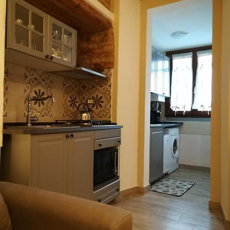 Montorfano Suite Ровато Екстер'єр фото