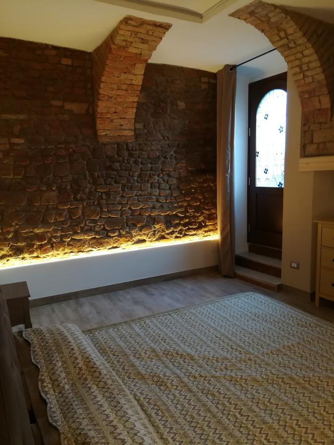 Montorfano Suite Ровато Екстер'єр фото