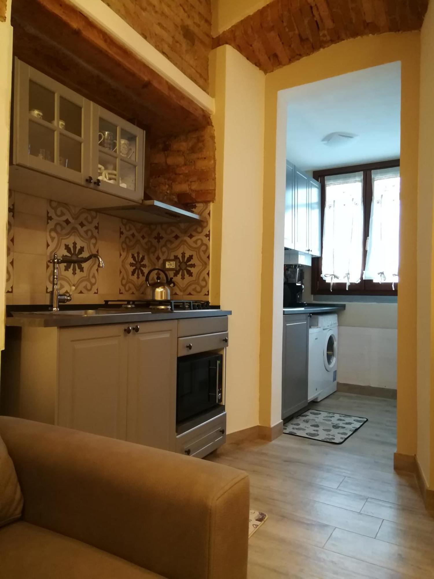 Montorfano Suite Ровато Екстер'єр фото