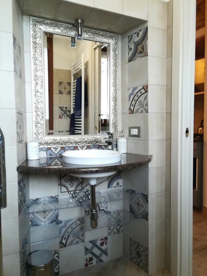 Montorfano Suite Ровато Екстер'єр фото