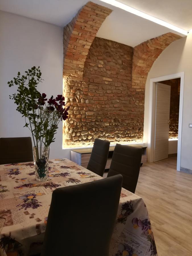 Montorfano Suite Ровато Екстер'єр фото